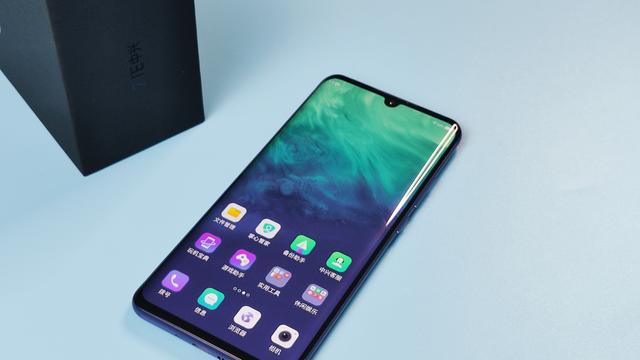 仅售4499元vivo的首款5g手机测评网速爆表