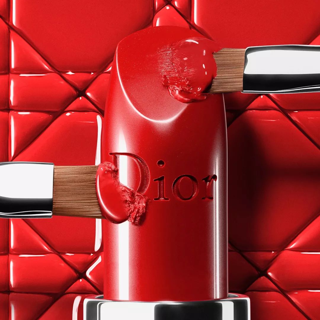 近距离一览dior迪奥魅惑星耀唇膏的四款动人粉耀色调:976 "耀迪奥"