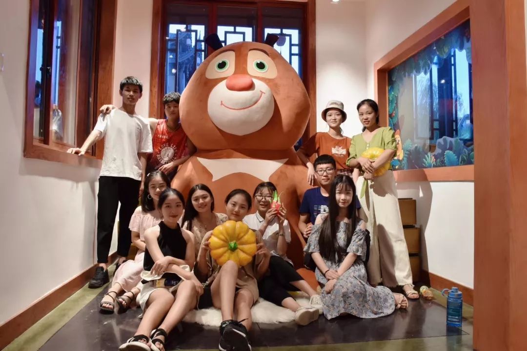 2019年湖南第一师范学院外国语学院赴宁乡市夏铎铺镇长龙新村青麦实践