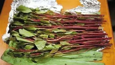 3,"小树枝":是含有新精神活性物质的一种条状类似树枝的毒品,又称"