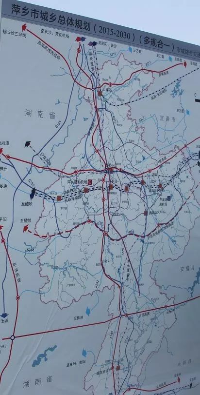 起自长沙西站,经浏阳,萍乡,井冈山,到赣州西,并从赣县东与赣瑞龙铁路