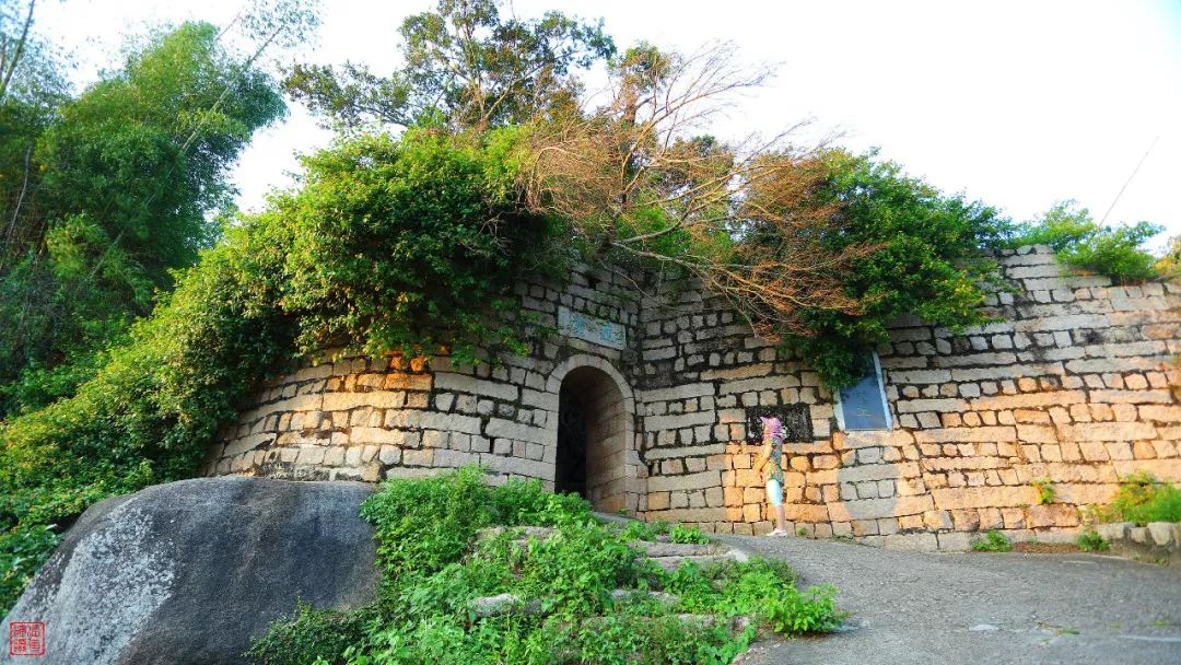 仙塘古堡(蒲建辉摄)