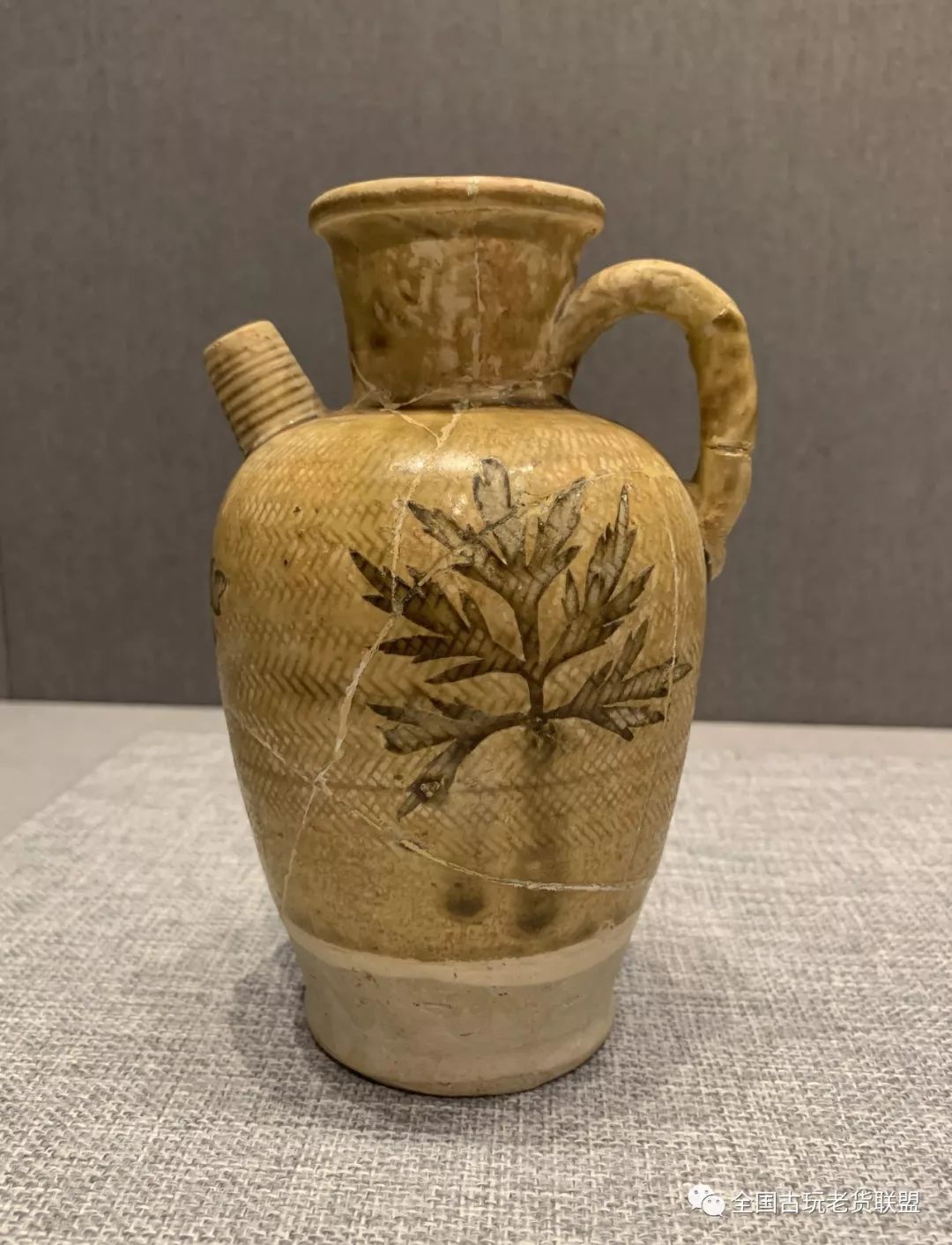 河北博物院:定窑井陉窑标本对比展