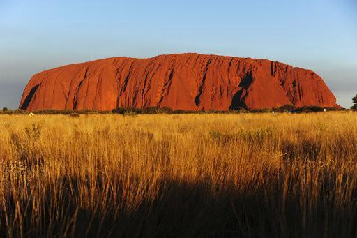 世界上最大的单体岩石澳大利亚乌鲁鲁