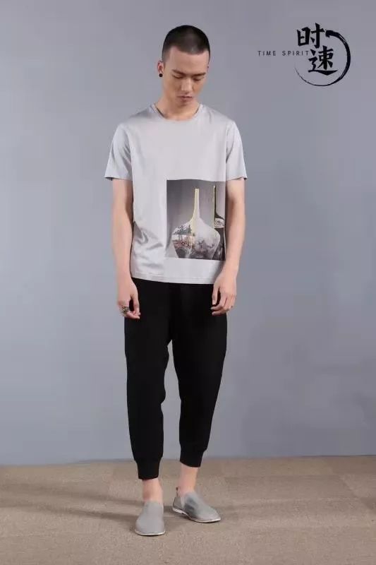 时速男装品牌感恩会全场买一送一