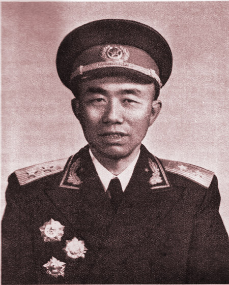 他是王必成和宋时轮的最佳拍档曾搭档叶飞炮击金门后授衔中将