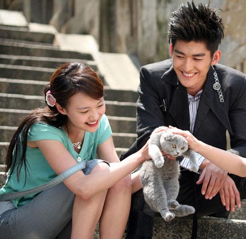 焦俊艳否认与张翰恋情,两人兄弟相称,被拍到去张翰家过夜也正常