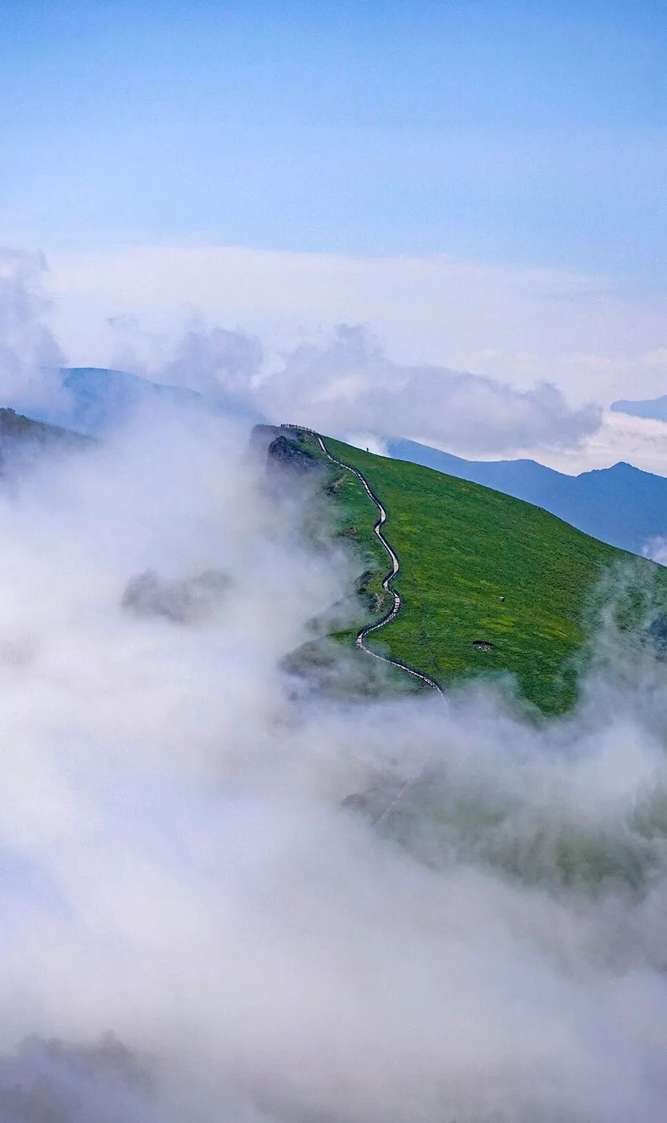 山野户外8月03日周六看最美山梁61塔儿寺韭山塔儿寺一日小环线徒步