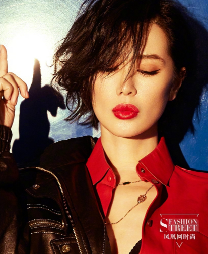 余男秀场众粉只关注她大嘴唇能文能武这影后真心说肉身不需要了