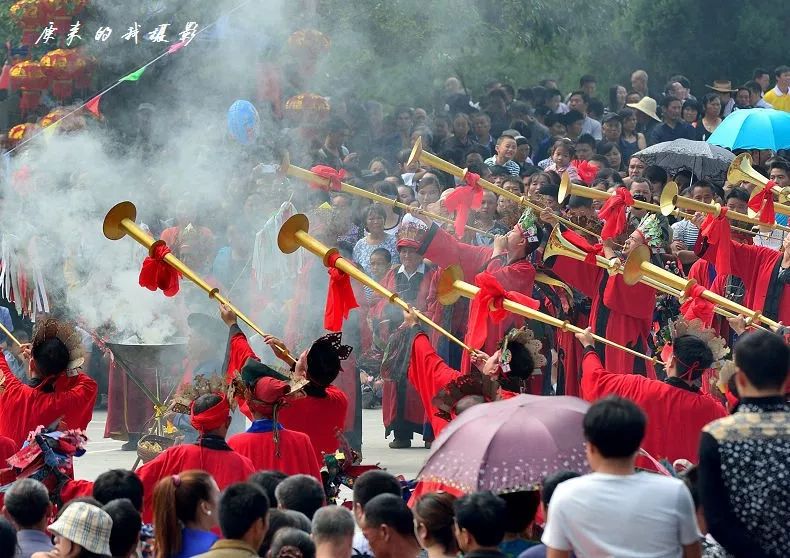 2019年花垣苗族赶秋节开幕式将分"古苗寻根"苗裔祭祖"喜庆丰登"三个