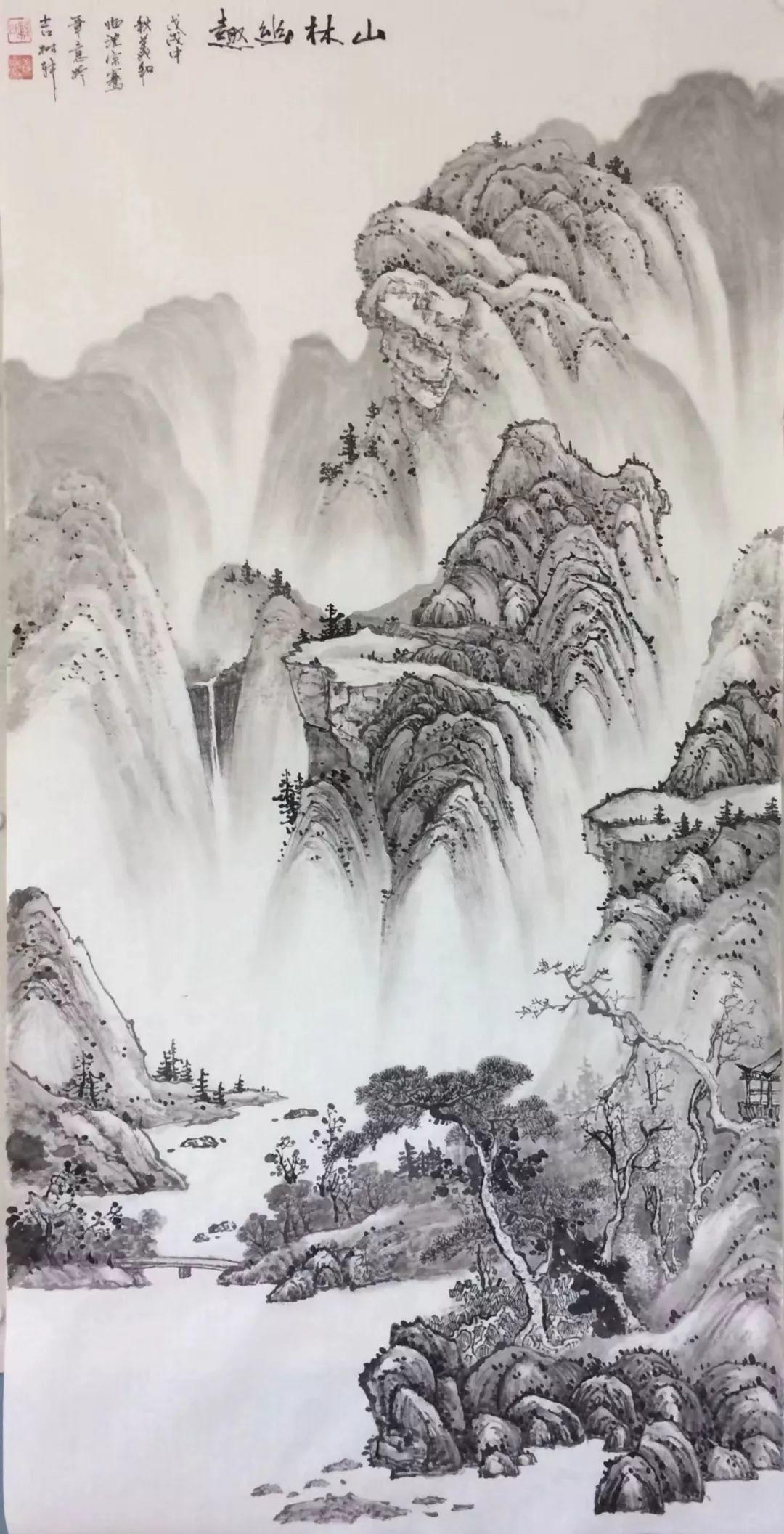 山水画创作中,如何营造连绵不绝,苍翠欲滴的壮丽画面?_殷义和