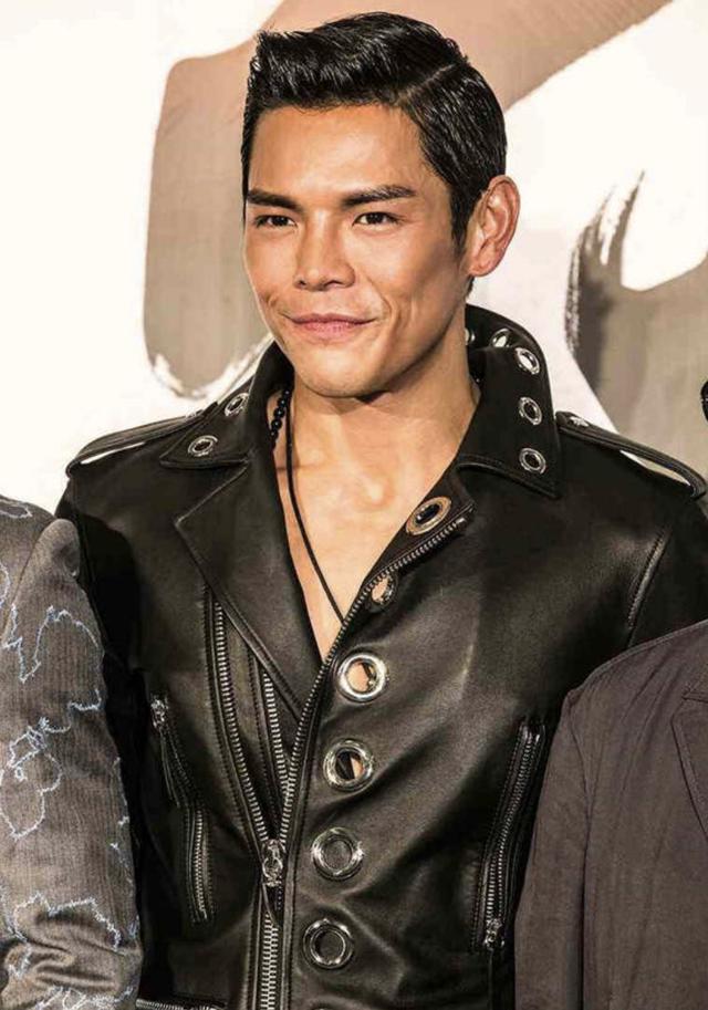 香港豪门太子爷向佐一定要有豪门富二代的样子吗