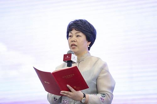 郁瑞芬修心齐家治企利天下这是建设最美家庭的抓手