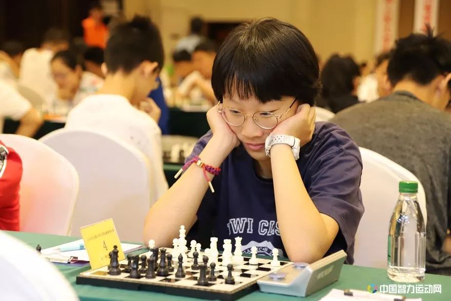 图集丨全国中学生国际象棋锦标赛次日战场