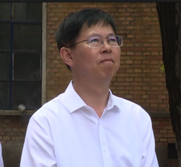 乳业文化节活动中,绥化市委副书记,市长张子林,绥化市副市长杨全胜