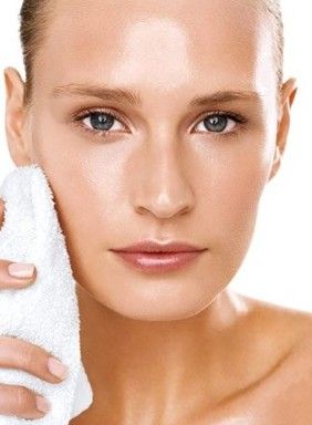 在夏天油性肌肤如果保存清爽干净?_皮肤