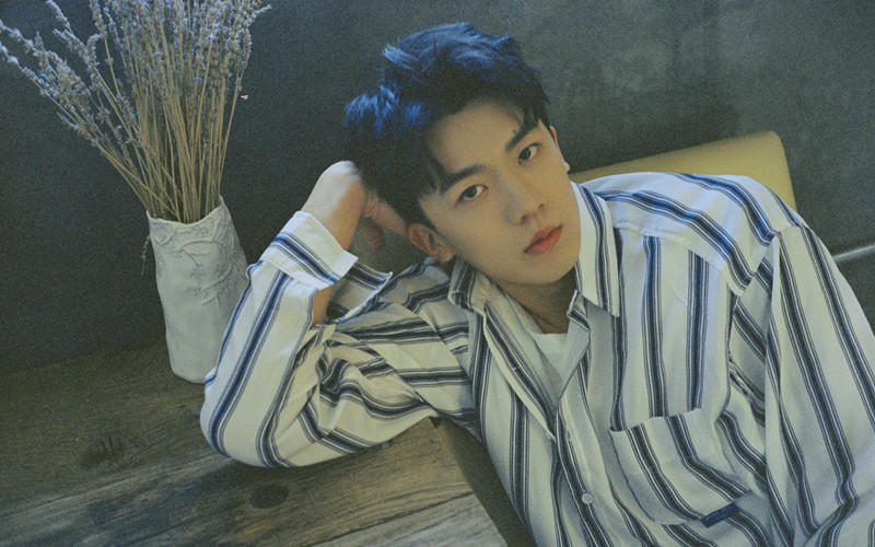 翻开卢东旭的微博,我们发现生活中的他是一个阳光