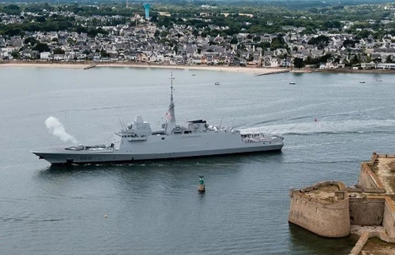 动态法国第六艘欧洲多功能护卫舰诺曼底号交付