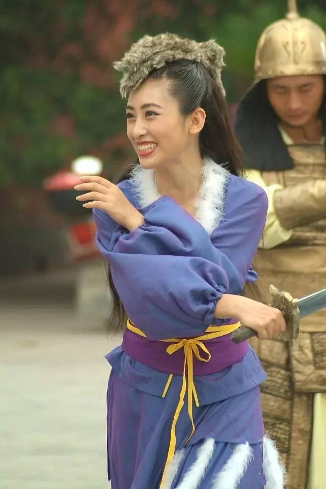 她是回族第一美女嫁大23岁丈夫很少人知道他俩是夫妻