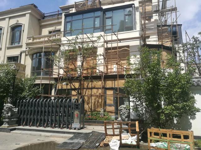 400户里300户有违建哈尔滨观复国际让人大开眼界