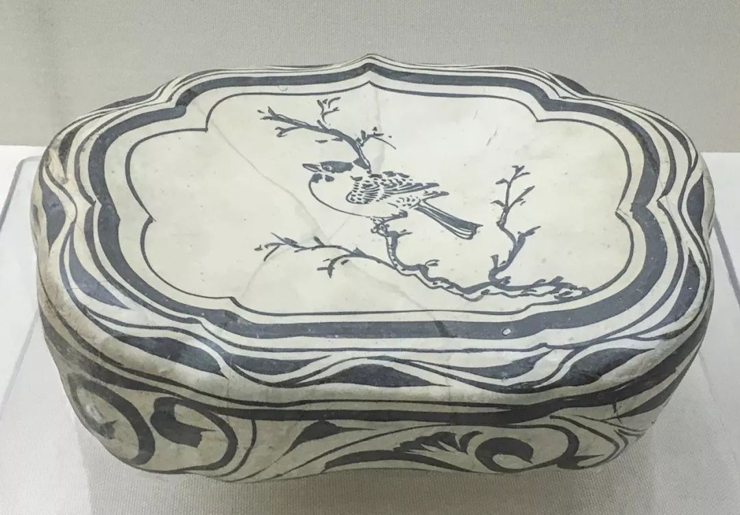 宋金元磁州窑瓷枕馆藏资料