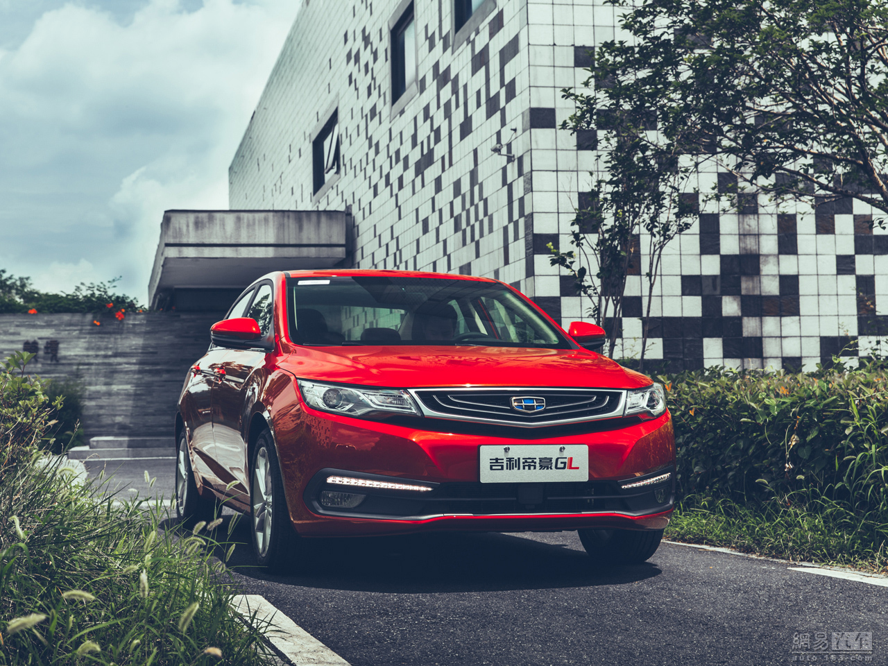 销冠之王吉利帝豪堪称为国民神车