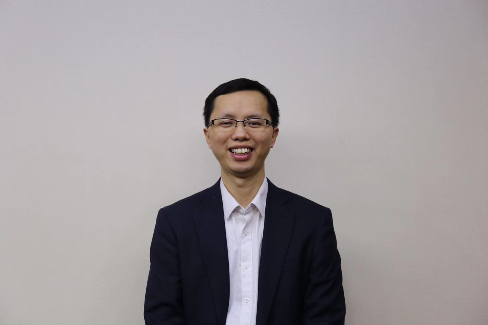 张奕做一个守得住寂寞的精准猎手