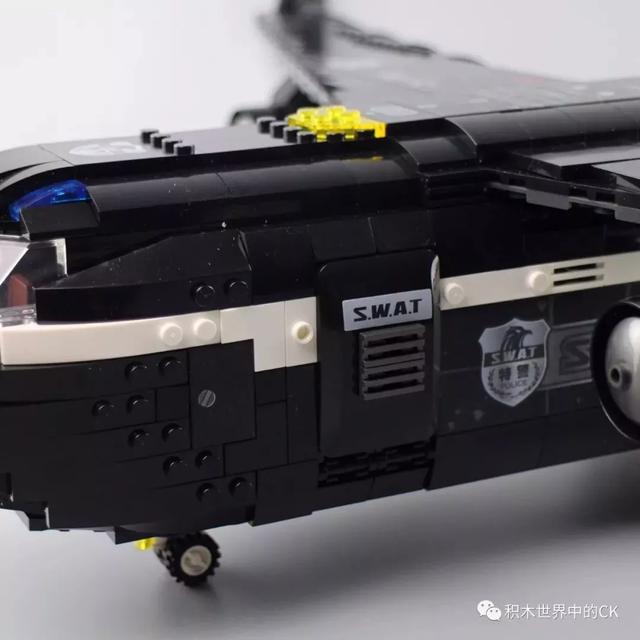 森宝102527黑鹰特战队系列特警大型运输机
