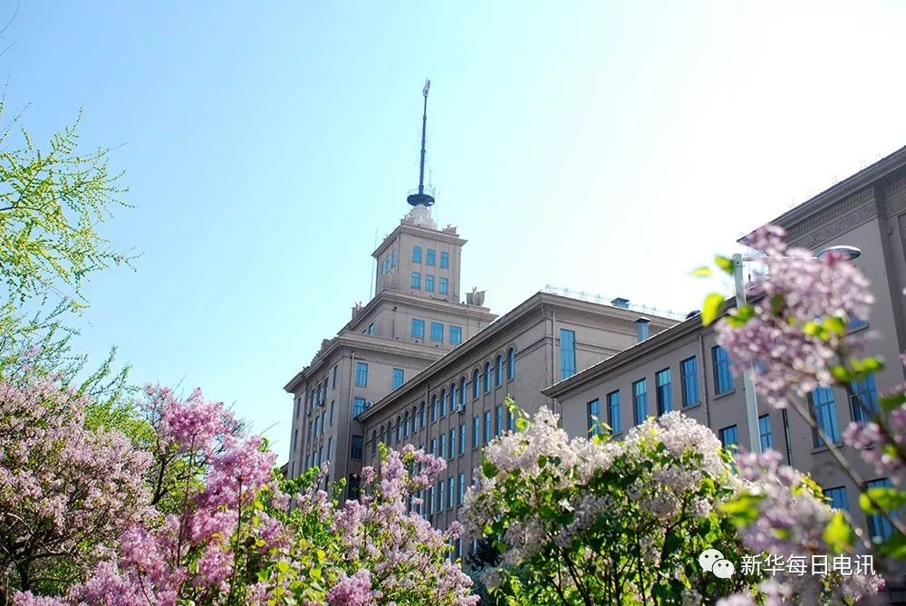 "八百壮士"的故事告诉你:哈工大凭什么屡夺"第一&