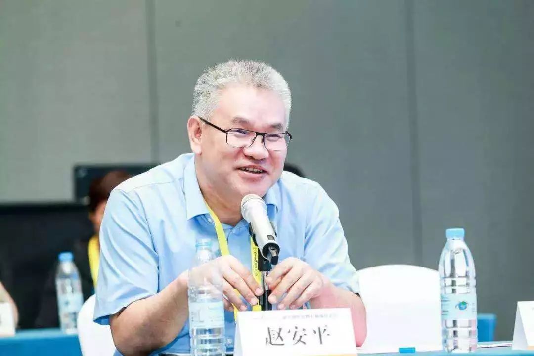 近视防控:国家战略,全民行动—记vc2019专家媒体圆桌会