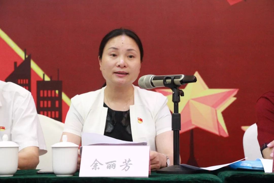 县委书记周永和正值省委组织部安排在昆山党校学习,下午五点学习结束