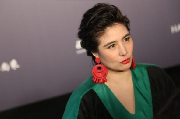 豪门千金中的异类赌王最叛逆千金何超仪放荡不羁的前半生