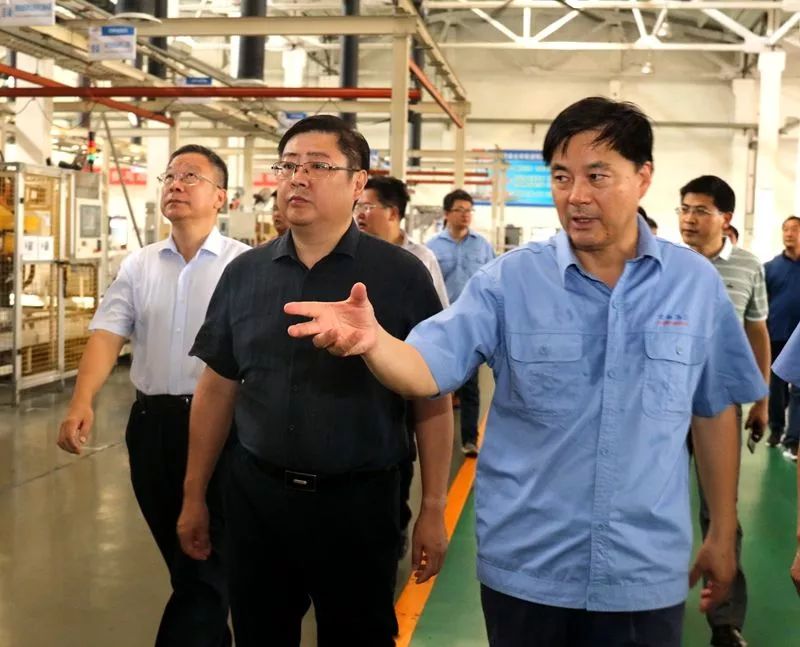 朱大纲深入全柴调研——集全县之力 打造"双百"全柴_生产