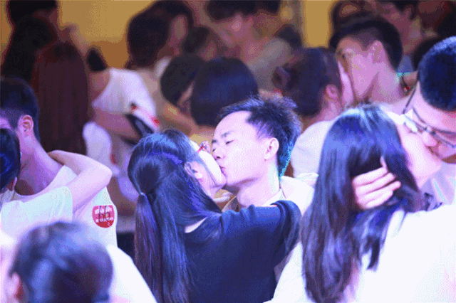 640_426gif 动态图 动图