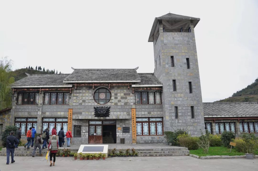 发现川渝黔最美铁路丨神秘沪昆屯堡古韵