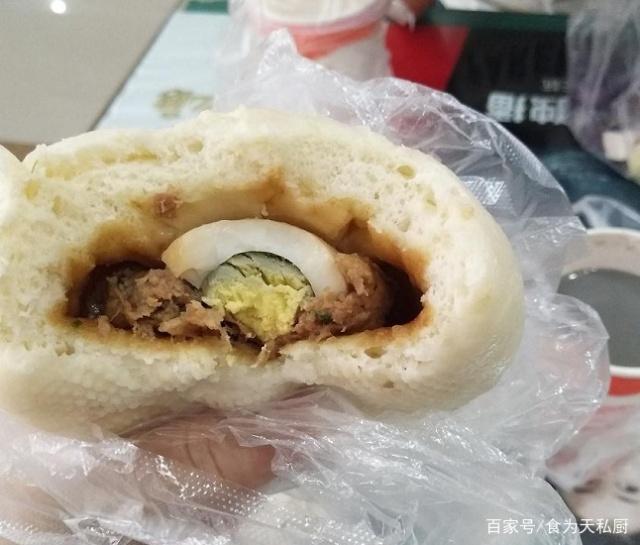 大学食堂的新操作,大米馅包子了解一下?它们承包了我一年的笑点