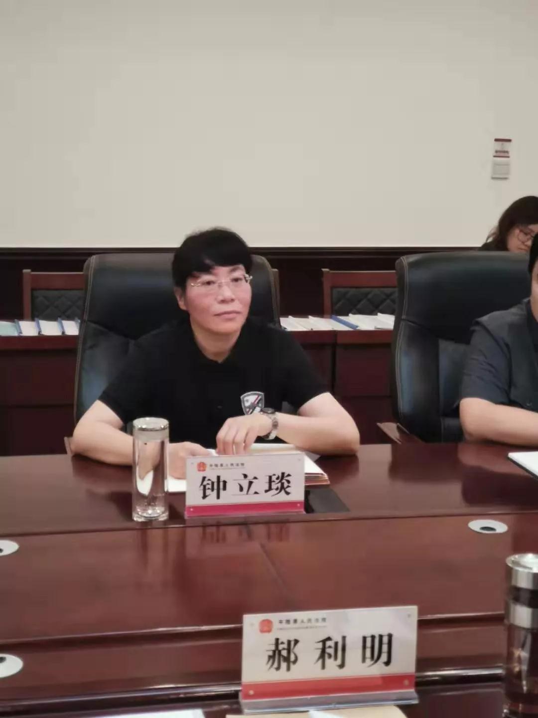 偏关县人民法院党组书记,院长郝利明表示,平陆县和稷山县人民法院的