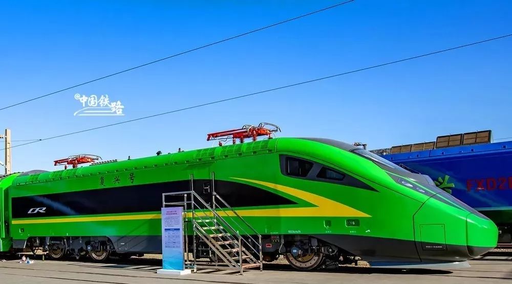 "绿巨人"抵达新疆,城际列车要换了吗?