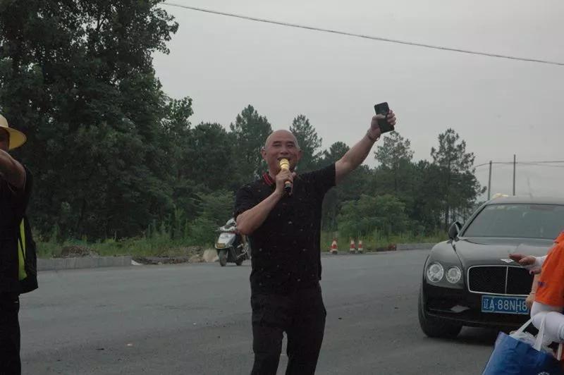 这既是石城人民红色革命意志的再传承,再创新,也是新百伦领跑集团,新