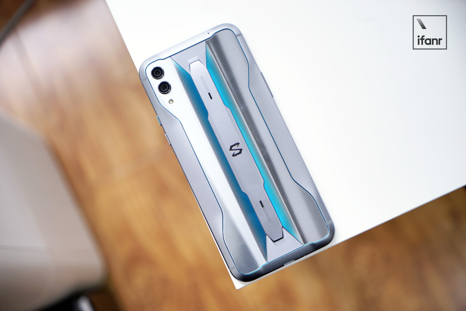 黑鲨游戏手机2pro体验最低触控延迟还有骁龙855plus