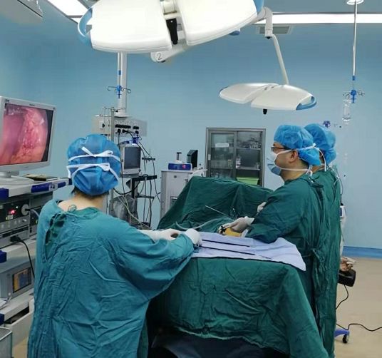 患者及家属对于能保留自主排便功能非常感激沈坤堂主任和黄铁熬主任