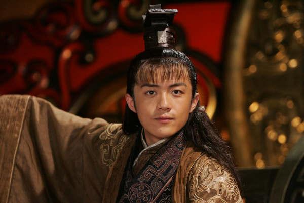 因为张纪中很看好他,之后他们又合作了《大唐游侠传》和《兵圣》