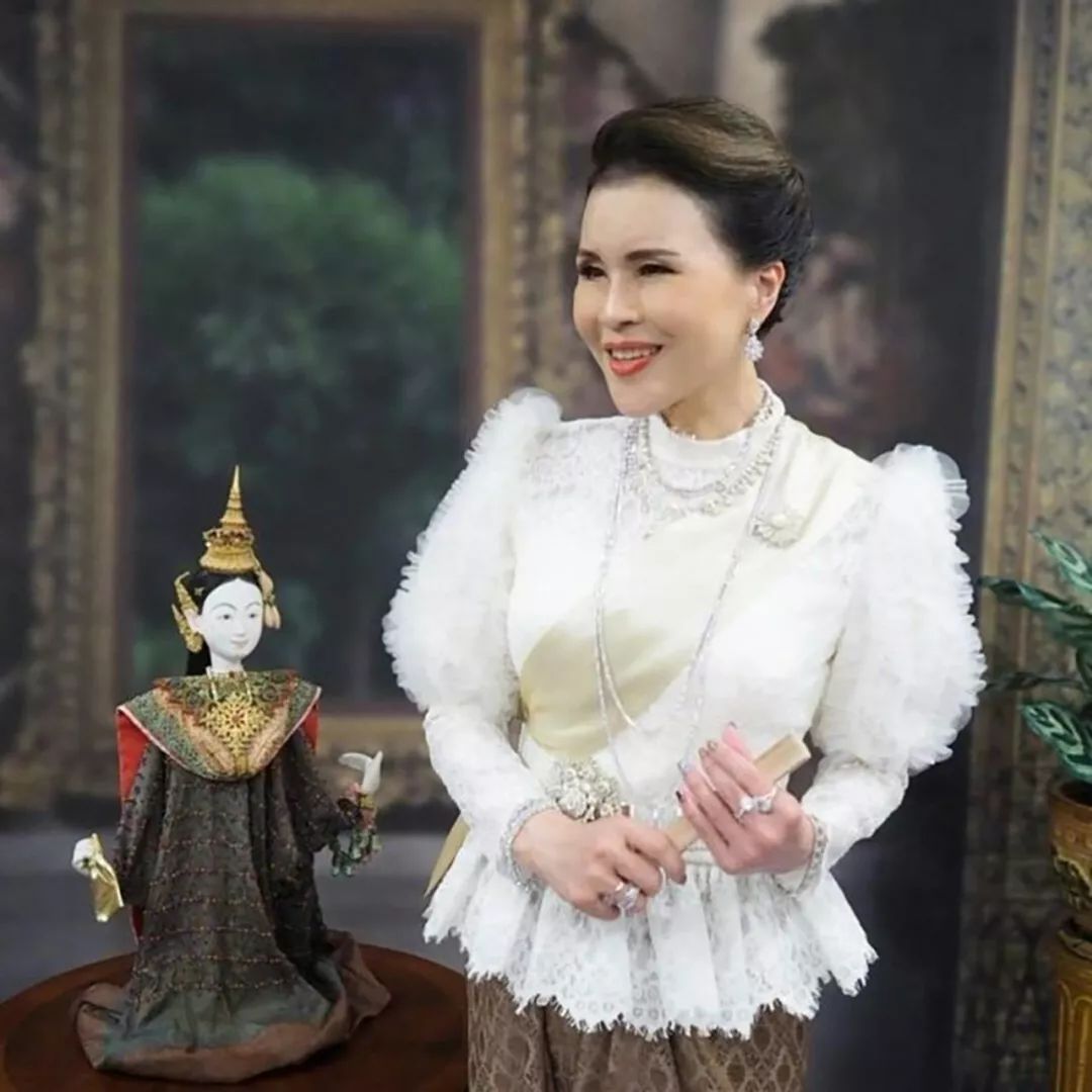 几家欢喜几家愁泰王新贵妃成寿辰主角国王姐姐却没资格出席