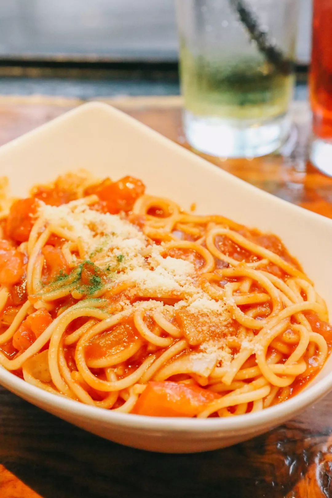 永嘉路上的「宝藏西餐」,来的人都"闭眼点"!