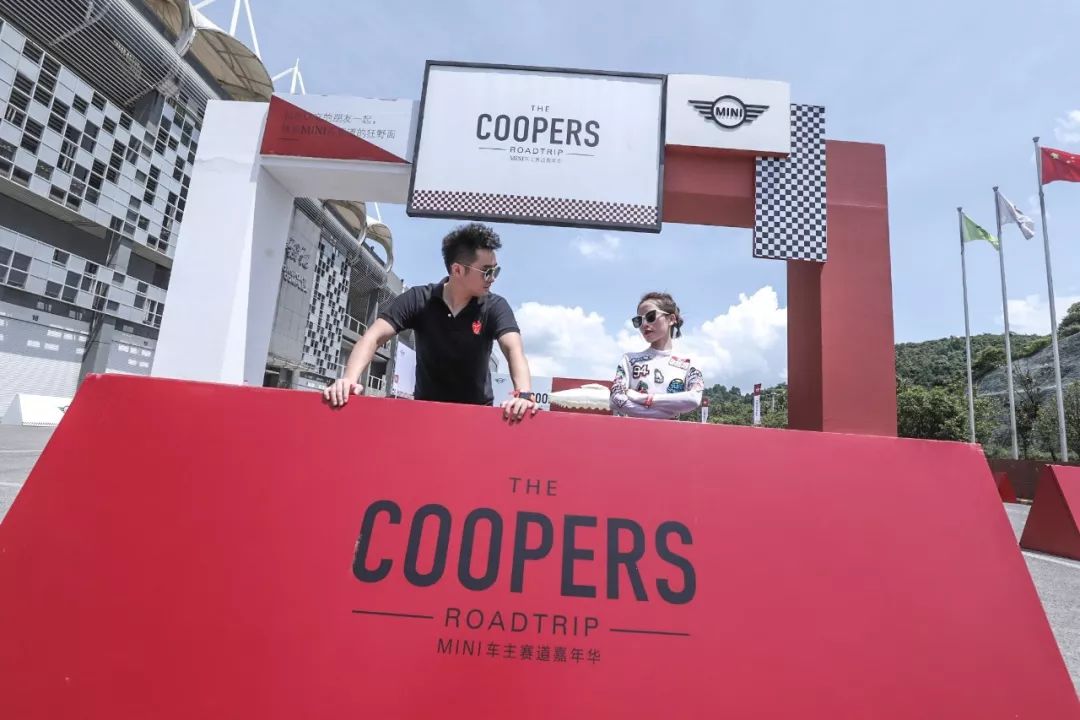 【回顾·MINI赛道嘉年华】这帮人聚在一起，除了炸街还搞了什么事？_搜狐汽车_搜狐网