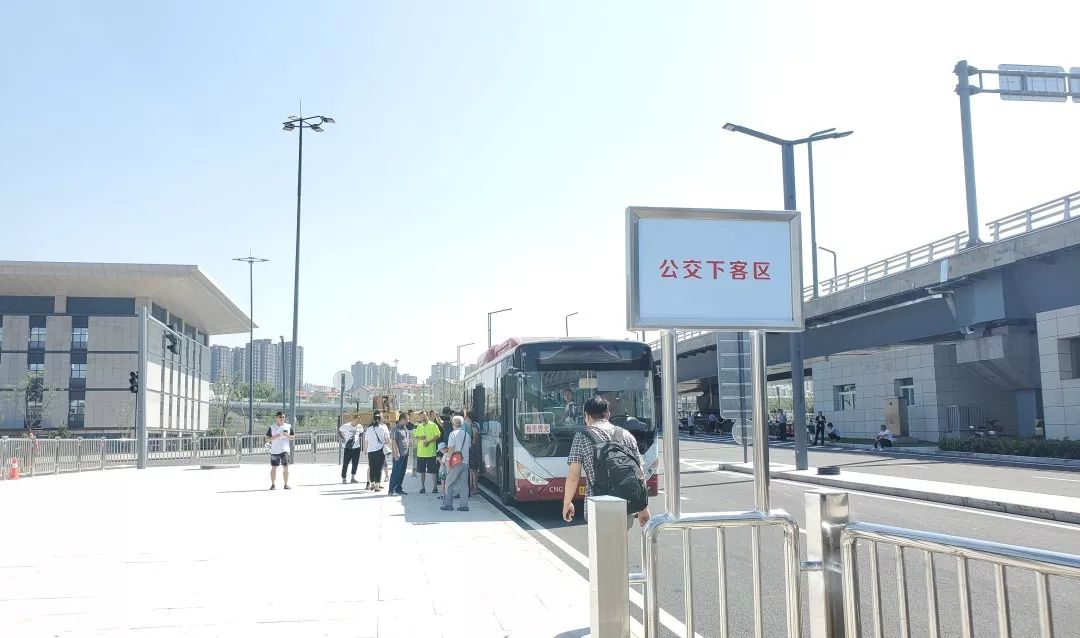 太原南站东广场新增3条公交线路
