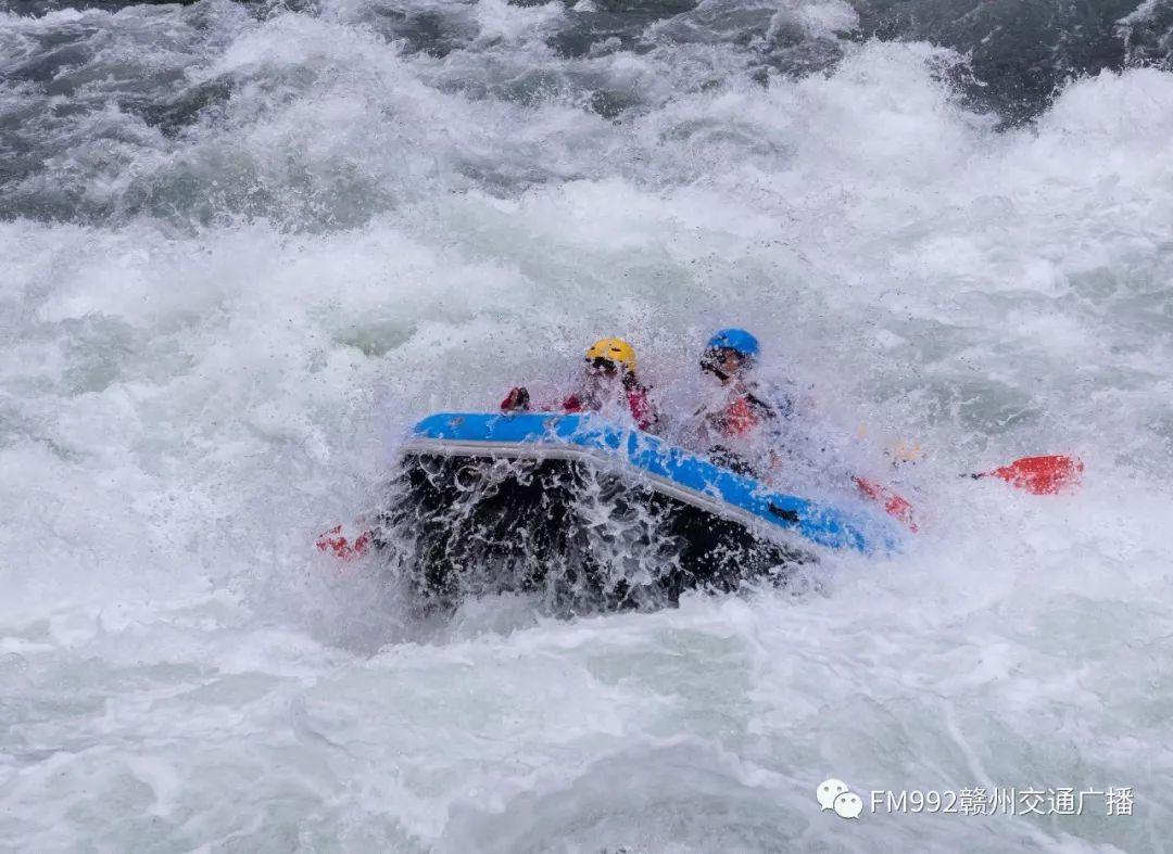 992乐行天下走一起去木鱼山漂流吧去拥抱16的夏天