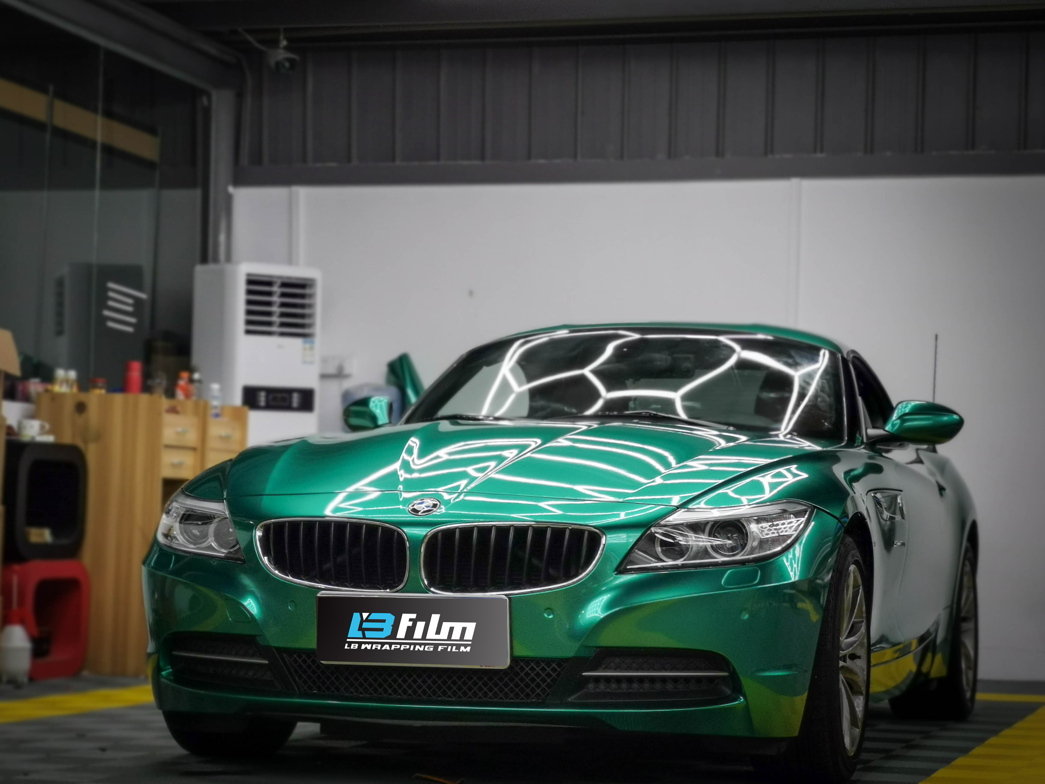 lb改色膜超亮金属祖母绿宝马z4全车改色案例