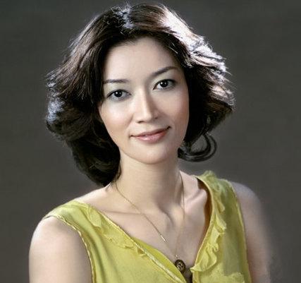 她两次嫁给中国男人,她是中国成名的日本女演员
