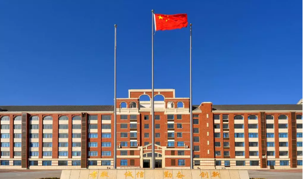 郑州宇华实验学校实景图